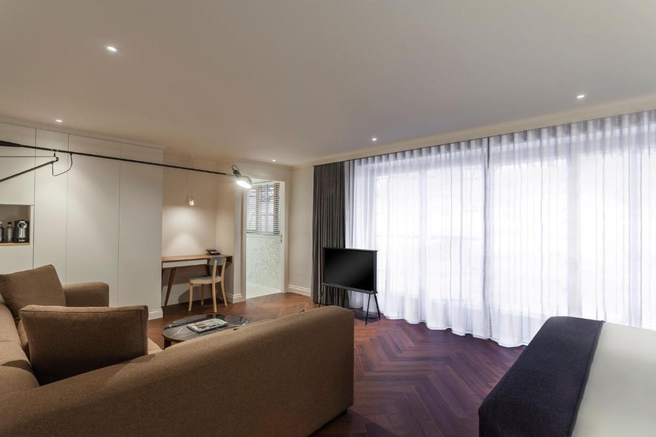 The Roseate Reading Otel Dış mekan fotoğraf A typical apartment